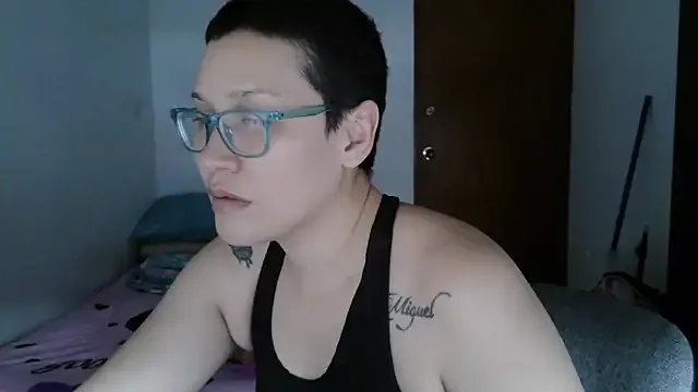 luxandracon23 on StripChat