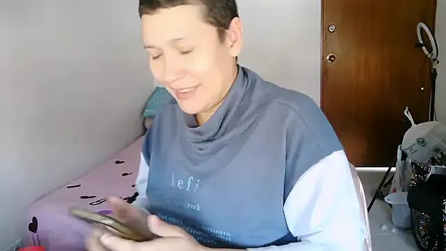 luxandracon23 on StripChat