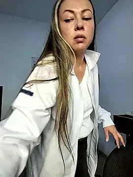 Madisson-04_ on StripChat