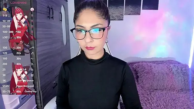 Mady_monroe_111 on StripChat