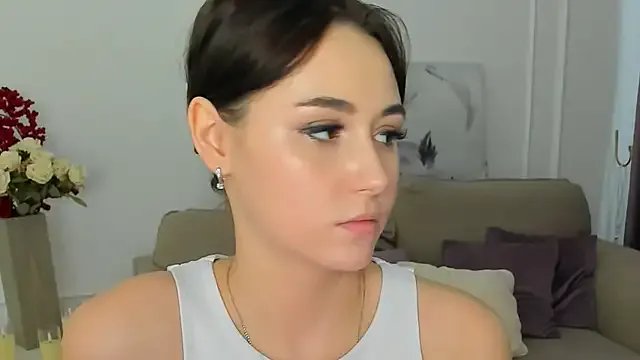 MakeYoueHappy on StripChat