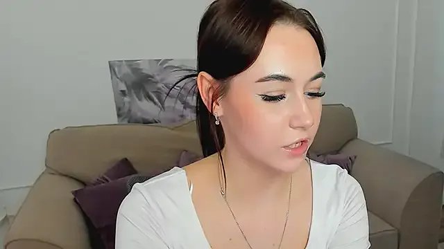 MakeYoueHappy on StripChat