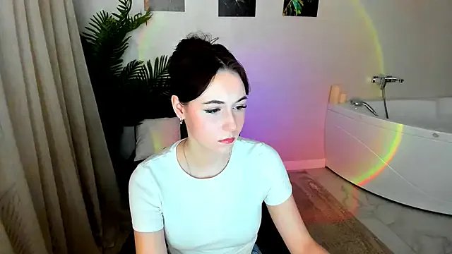 MakeYoueHappy on StripChat