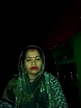 Manavi_x on StripChat