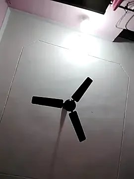 Mannroop_kaur506 on StripChat