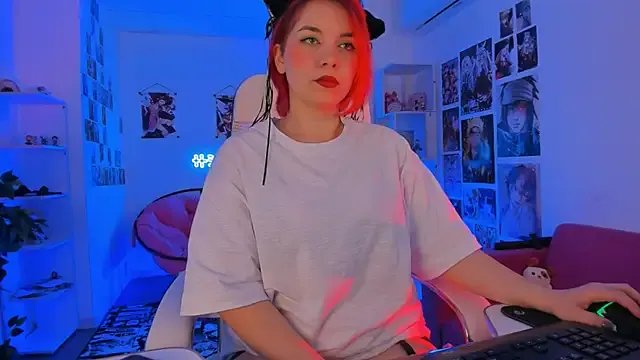 MarcelineChi on StripChat