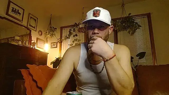 marcus_graves_13 on StripChat