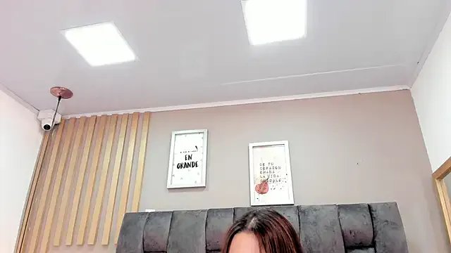 mariaa_fernanda on StripChat