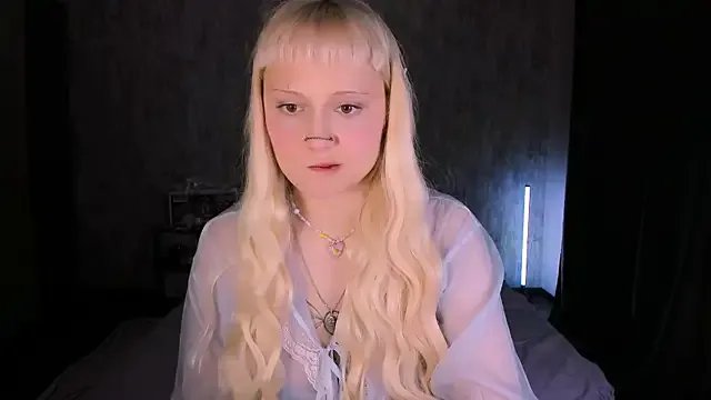 MariaMango on StripChat