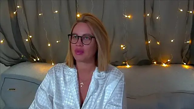 MariaNeumann on StripChat