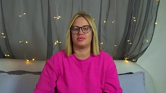 MariaNeumann on StripChat