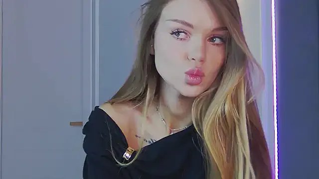 MarilynNova on StripChat