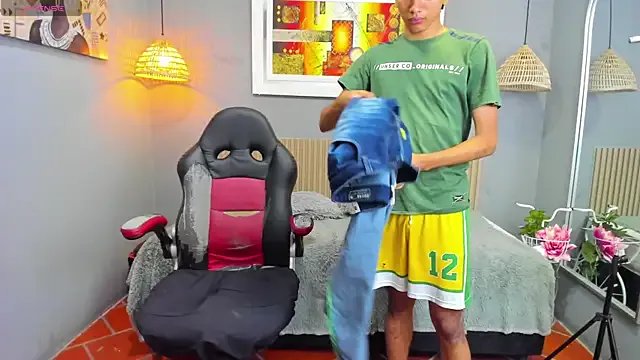 markbowie on StripChat