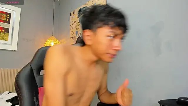 markbowie on StripChat