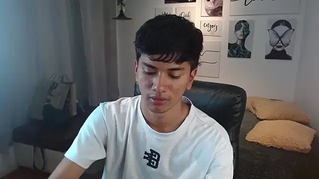 markbowie on StripChat