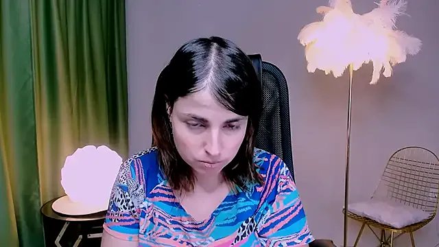 MartaEdams on StripChat