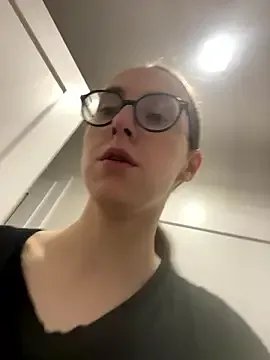 MartiniiSelenna on StripChat