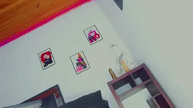 Master_Kenndal69 on StripChat