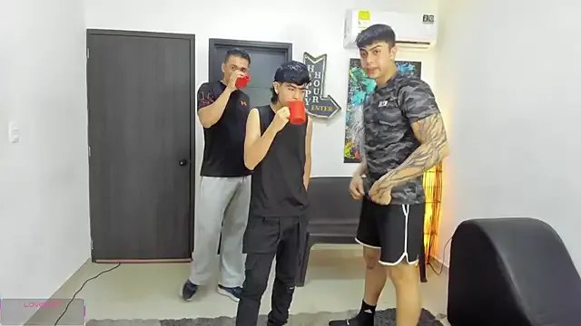 Masters_sexx on StripChat