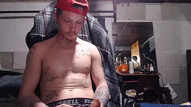 mastertrap on StripChat