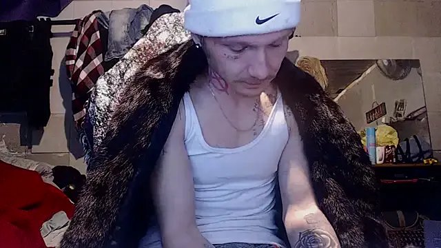 mastertrap on StripChat