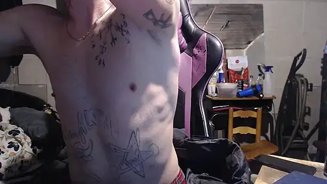 mastertrap on StripChat