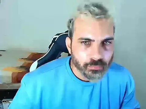 max_love255 on StripChat