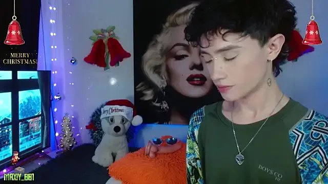 maxiy_001 on StripChat