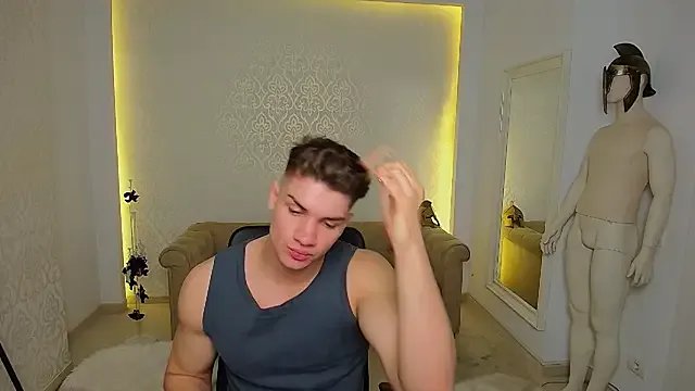 MaxKaiden on StripChat