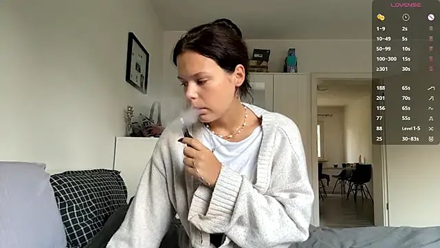 MaydaCornwall on StripChat