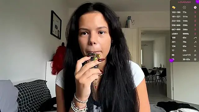 MaydaCornwall on StripChat