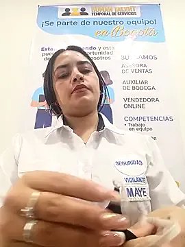 MAYE__13 on StripChat