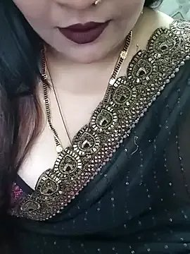 Mayuri77 on StripChat