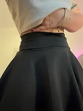 Megan_lu2 on StripChat