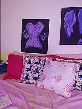 Meganthomson on StripChat