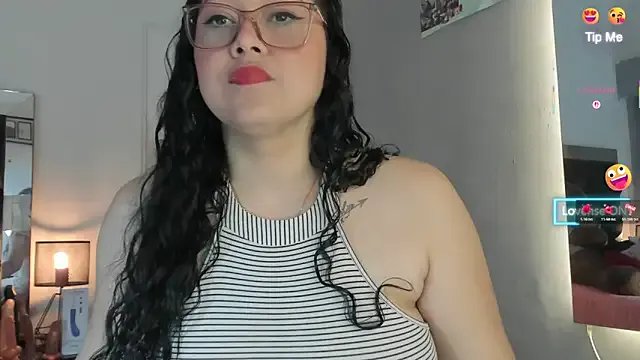 meikochoe — Dolce in the ass and move that ass.