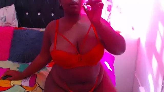 melanin_lizzy on StripChat