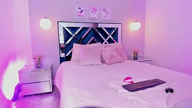 meloody7 — soft twerking in thong, only for you