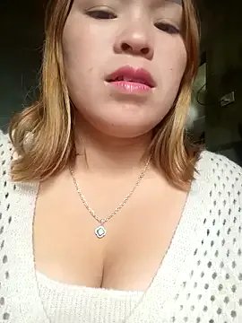 Melylyna on StripChat