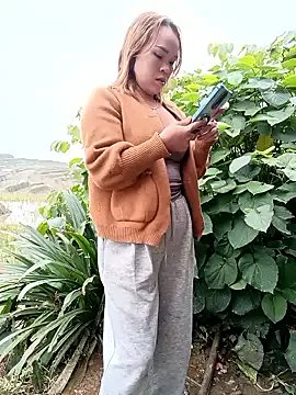 Melylyna on StripChat