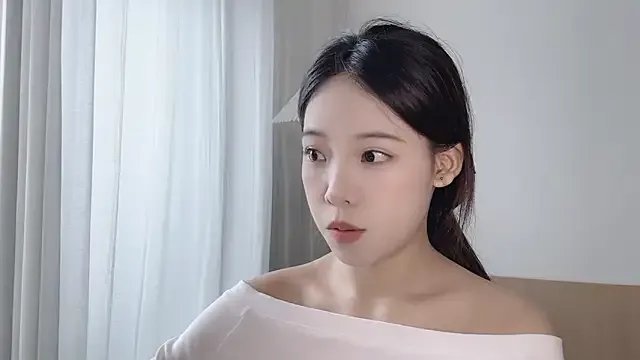 Meng_777 on StripChat