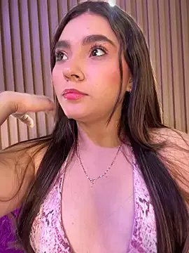 mia-rodrigues's avatar