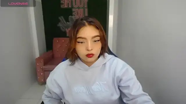 mia_foster_t on StripChat