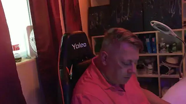 Mic_Oxinner on StripChat