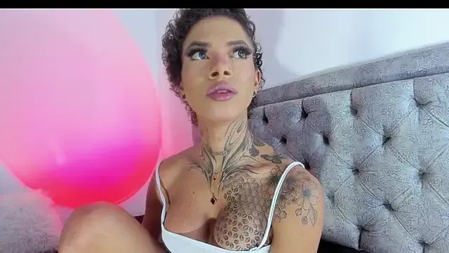 michell_danna on StripChat