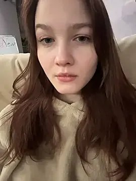 MichelleRoux on StripChat