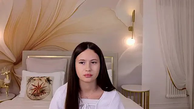 milaleoneli on StripChat