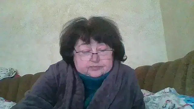 MilaSky5303 on StripChat