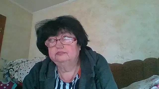 MilaSky5303 on StripChat