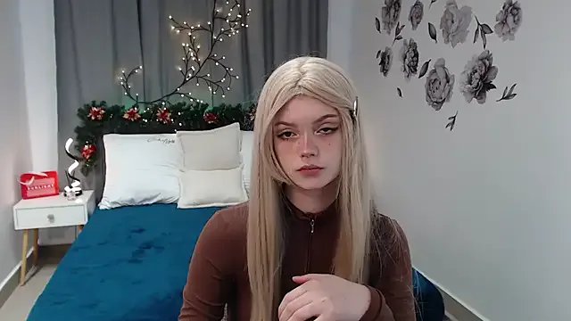 MileyRood on StripChat